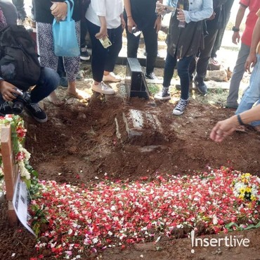 Prosesi Pemakaman Jenazah Cecep Reza 'Bombom'