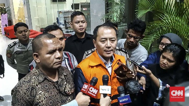 Mantan Presiden Direktur PT Lippo Cikarang, Bartholomeus Toto mengaku dijebak oleh anak buahnya dalam kasus korupsi proyek Meikarta.