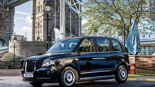 Taksi Retro London Diproduksi di Thailand
