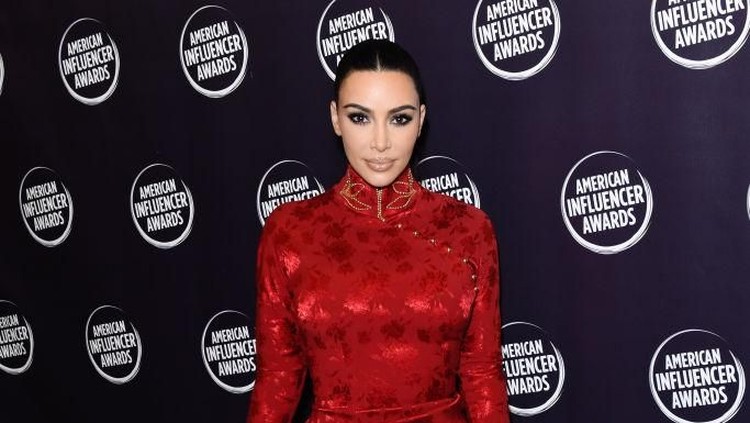 HOLLYWOOD, CALIFORNIA - NOVEMBER 18: Kim Kardashian attends the 2nd Annual American Influencer Awards at Dolby Theatre on November 18, 2019 in Hollywood, California. (Photo by Presley Ann/Getty Images for American Influencer Awards )