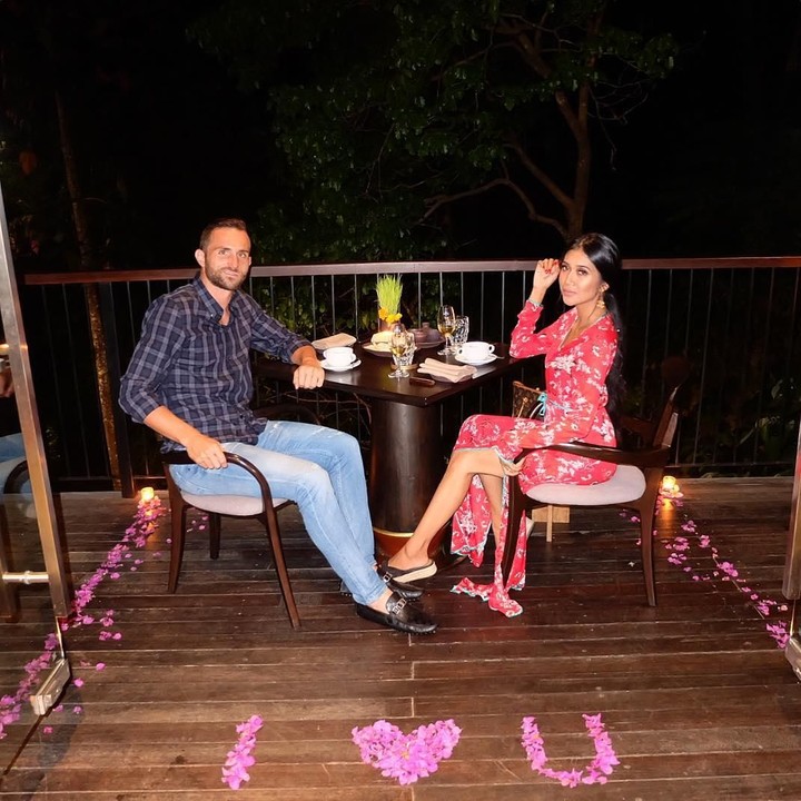 Ilija Spasojevic bersama mendiang istri. (Foto: Instagram @lelhyspaso)