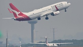 Efek Corona, Qantas Bakal PHK 2.500 Karyawan