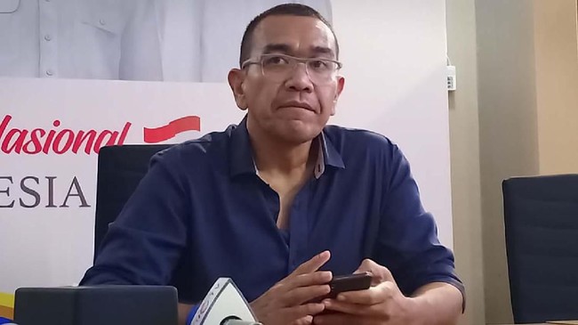 Staf Khusus Erick Thohir menyebut ada BUMN memberikan suvenir mahal saat RUPS.