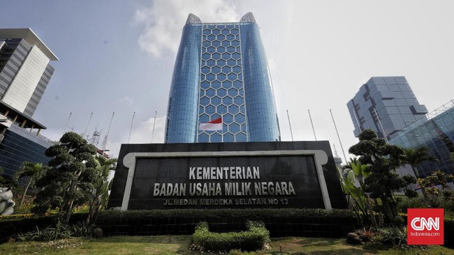 Menteri BUMN Erick Thohir mengangkat empat pejabat eselon I. Pengamat menilai pengangkatan ini bisa benahi tata kelola BUMN.