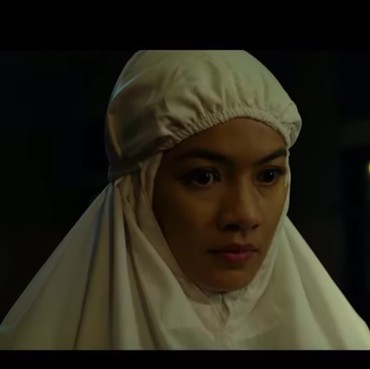 Berperan sebagai Perias Jenazah Jadi Penyebab Titi Kamal Harus Kuret?