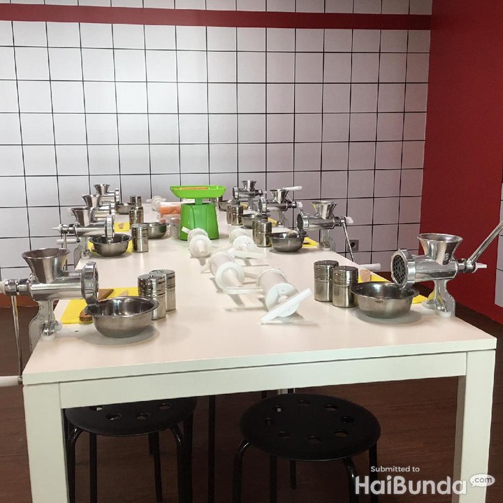<p>Setelah dari field, anak akan diajak ke workshop untuk mengetahui cara pengolahan bahan pangan. Misalnya tadi ke peternakan sapi lalu ke pabrik susu. Ini salah satu bagian dalam tempat workshop.</p>