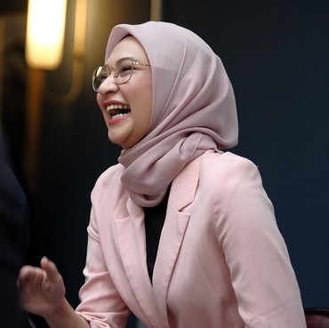 Angkie Yudistia Staf Khusus Jokowi Penyandang Disabilitas