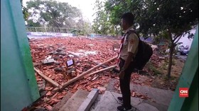 VIDEO: Ruangan Ambruk, Puluhan Siswa Luka