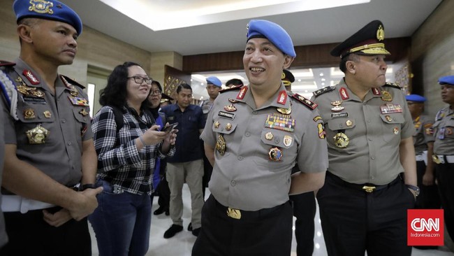 Irjen Listyo Sigit Prabowo pernah menjadi Kapolrestabes Surakarta. Kemudian, Presiden Jokowi menunjuknya sebagai ajudan usai memenangkan Pilpres pada 2014 lalu.