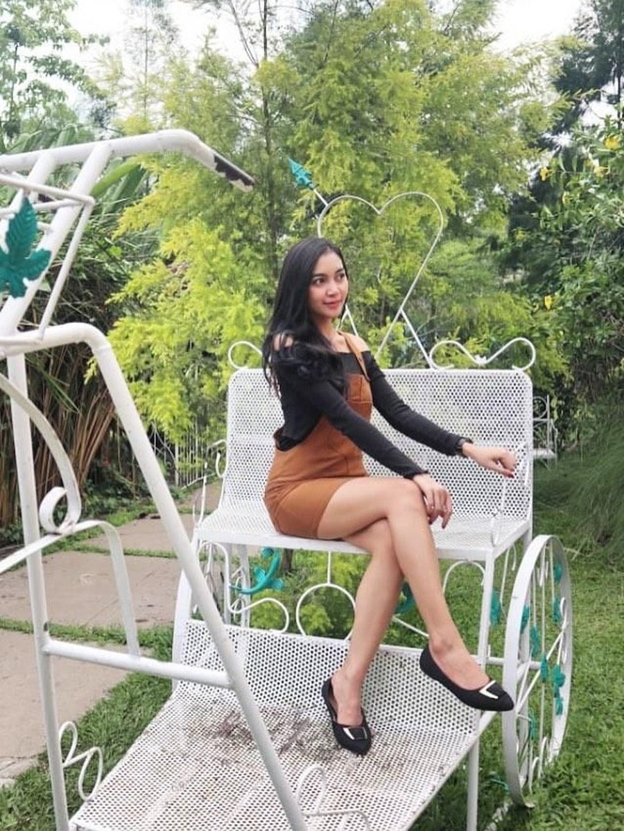 Kisah tragis hubungan pernikahan singkat pedangdut Kania Bintang Pantura dengan sang suami, DJ Donal.