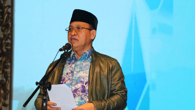Bupati Muara Enim, Juarsah langsung ditahan oleh KPK selama 20 hari hingga 6 Maret mendatang.