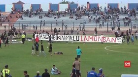 VIDEO: Persela VS Perseru Badak Lampung Ricuh