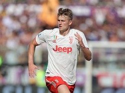 Dikabarkan Akan Tinggalkan Juventus, De Ligt: Mengada-ada