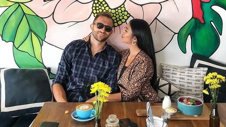 Beberapa momen manis antara Ilija Spasojevic dan mendiang sang istri, Lelhy Spasojevic yang meninggal hari Rabu (20/11) versi Insertlive.