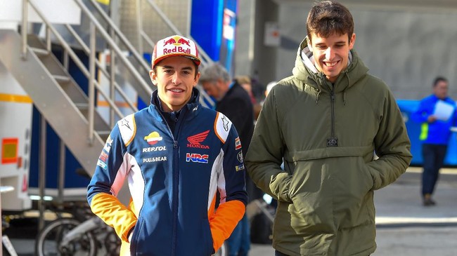 Alex Marquez mengungkapkan pernyataan Marc Marquez yang akan pensiun jika gagal pada tahun pertama bersama Gresini Racing.