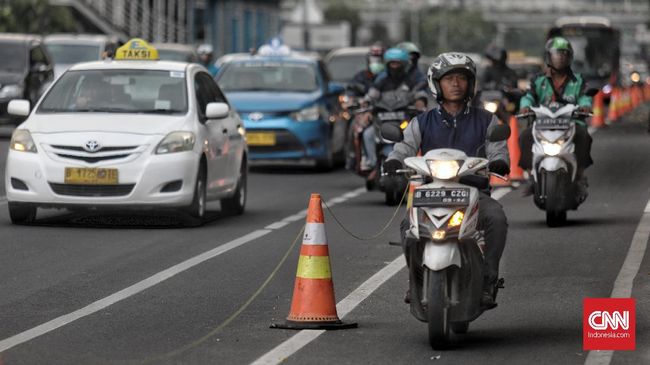 PSBB Transisi DKI Sepeda  Motor  Pribadi Kena Ganjil  Genap 