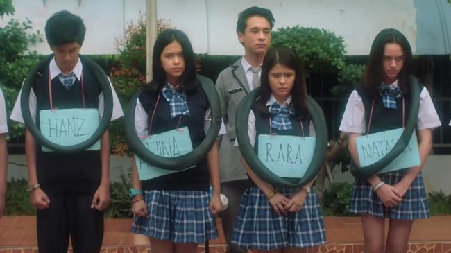 Max Pictures merilis film drama romansa remaja bertajuk 'Senior' yang dibintangi oleh Jerome Kurnia, Rebecca Klopper, dan Ariel JKT48.