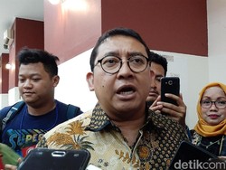 Fadli Zon Tak Percaya Tuduhan Teroris ke Munarman!