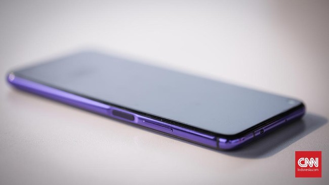 Penundaan peluncuran Huawei Mate 40 diduga akibat kebijakan pemerintah Amerika Serikat (AS) yang melarang Huawei menggunakan cipset asal AS.