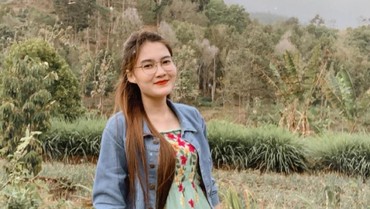 img-title Lirik Lagu Banyu Moto - Nella Kharisma Feat Dory Harsa