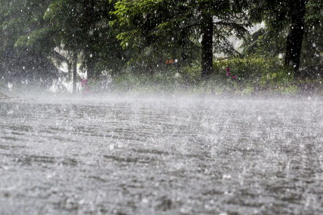 Doa Agar Hujan Segera Berhenti Dan Terhindar Dari Banjir<script async src=