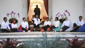 Jokowi Belum Cari Pengganti Dua Stafsus yang Mundur