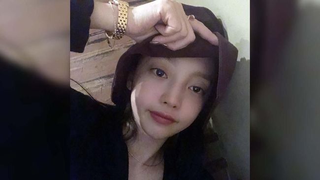 Goo Hara Jadi Artis Ketiga Korea yang Meninggal di Tahun 2019 Penyanyi Goo Hara tercatat sebagai artis ternama Korea ketiga yang meninggal di sepanjang 2019.