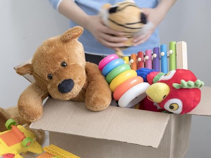 8 Mainan Anak Paling Menyeramkan, Tiang Striptis Hingga Boneka Terpotong