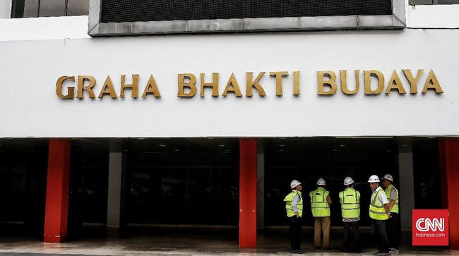 Kritik Revitalisasi TIM: Jangan Rampok Wilayah Kebudayaan Budayawan Radhar Panca Dahana mengkritik keras rencana Gubernur DKI Jakarta Anies Baswedan terkait kebijakan revitalisasi TIM.