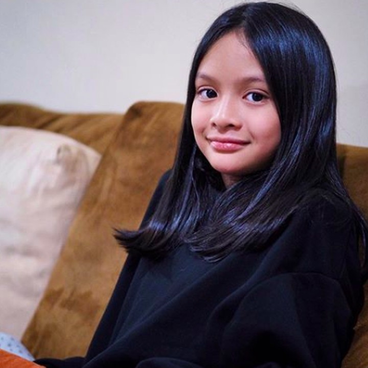 <p>Karena jarang tersorot, tak terasa ya Aisha sudah berusia 11 tahun pada 18 November lalu. Cantik! (Foto: Instagram @andra_photo)</p>