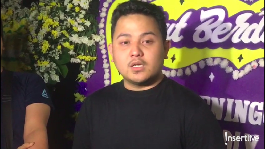 Ayah dari penyanyi Nindy Ayunda meninggal dunia Minggu (24/11) akibat penyakit jantung.