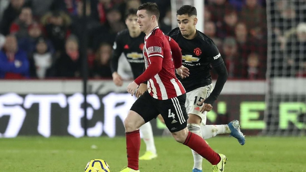 FOTO: MU Tertahan di Markas Tim Promosi