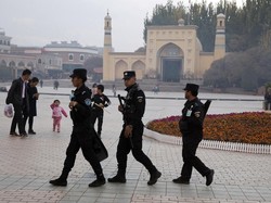 Para Senator AS Dorong Resolusi Soal Genosida Uighur, China Berang