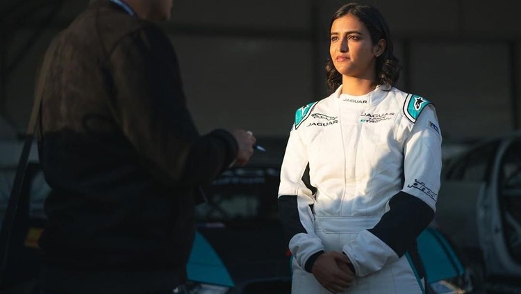 Simak lima fakta tentang sosok Reema Juffali&comma; pembalap wanita pertama di Arab Saudi&period;