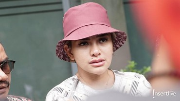 img-title Nikita Mirzani Berang Jadi Artis Paling Dibenci Anak Barbie Kumalasari