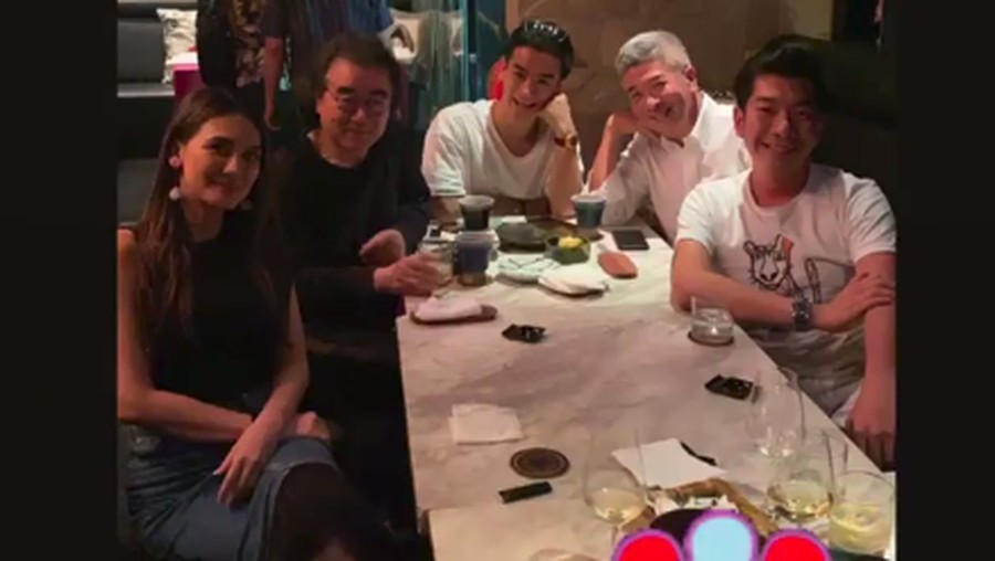 Luna Maya unggah kebersamaan dengan keluarga Ryochin.