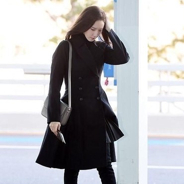 Masa Berkabung Goo Hara, Yoona SNSD Berpakaian Serba Hitam