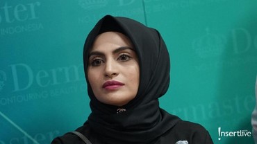 Unggah Foto Tanpa Hijab, Asha Shara: Lagi Gundah Gulana