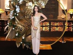 Potret Cantik Nia Ramadhani Saat Terpilih Jadi 'Best Influencer'