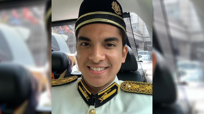 Mantan Menpora Malaysia, Syed Saddiq, didakwa korupsi karena dituduh menyalahgunakan dana partai berkuasa Bersatu sebesar 1,2 juta ringgit atau Rp4,1 miliar.