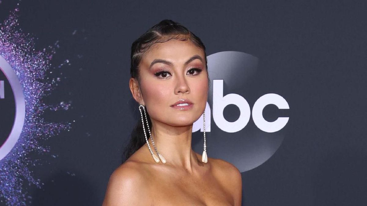 Pastikan Kondisi Aman, Agnez Mo Ikut Bukber KJRI di Dubai