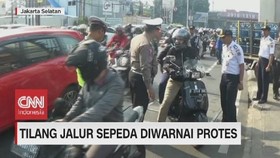 VIDEO: Tilang Jalur Sepeda Diwarnai Protes