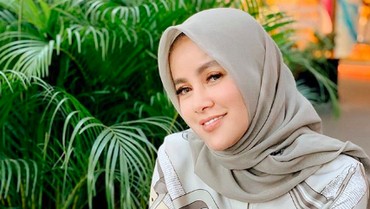 img-title Kabar Duka, Mertua Olla Ramlan Meninggal Dunia