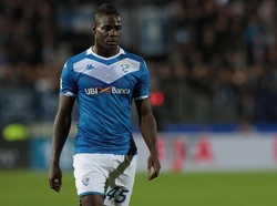 Balotelli Awali Tahun 2020 dengan Menabrak Toko Roti