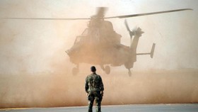 Dua Helikopter Militer AS Tabrakan, 3 Tentara Tewas