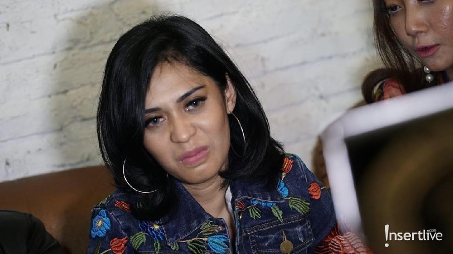 Disebut Pernah Selingkuh, Karen Pooroe Tantang Balik Marshanda