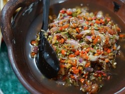 Resep dan Cara Membuat Sambal Matah, Dijamin Bikin Kamu Lahap Makan!