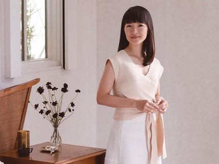 Pakar Berbenah Marie Kondo Hamil Anak ke-3, Artis Hollywood Beri Ucapan Selamat