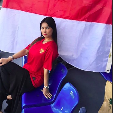 Maria Ozawa Dukung Timnas Indonesia di SEA Games, Netizen: Pantesan Menang
