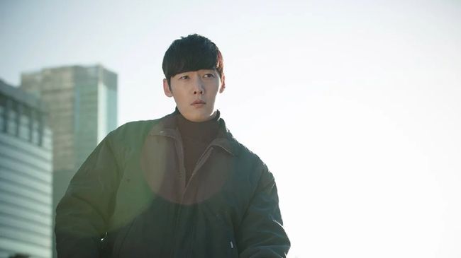 'Tunnel' merupakan salah satu serial yang mengadaptasi kisah pembunuhan berseri di Hwaseong dengan sedikit bumbu fantasi.